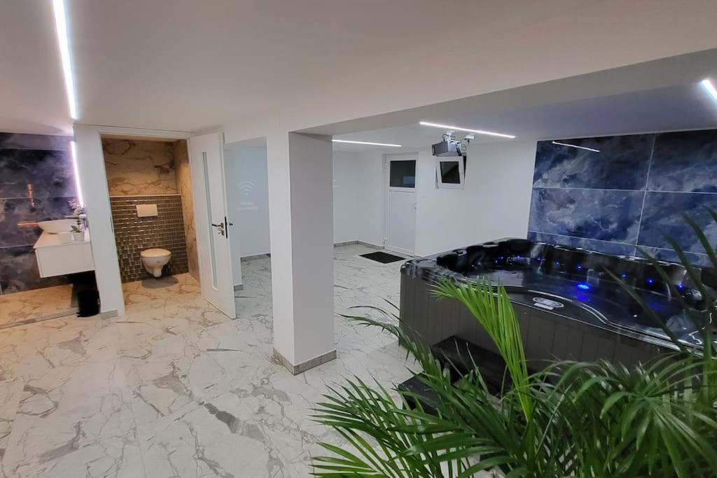 A O G Prestige Relax Max Spa Sauna Algolsheim Exterior photo