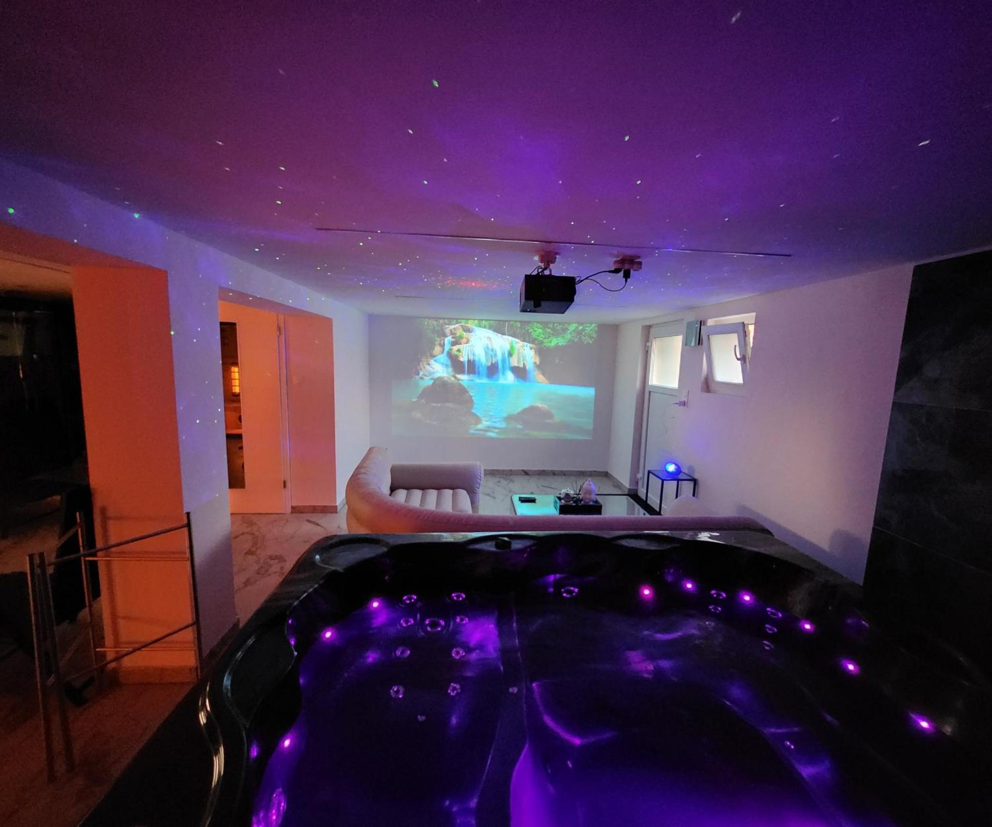 A O G Prestige Relax Max Spa Sauna Algolsheim Exterior photo